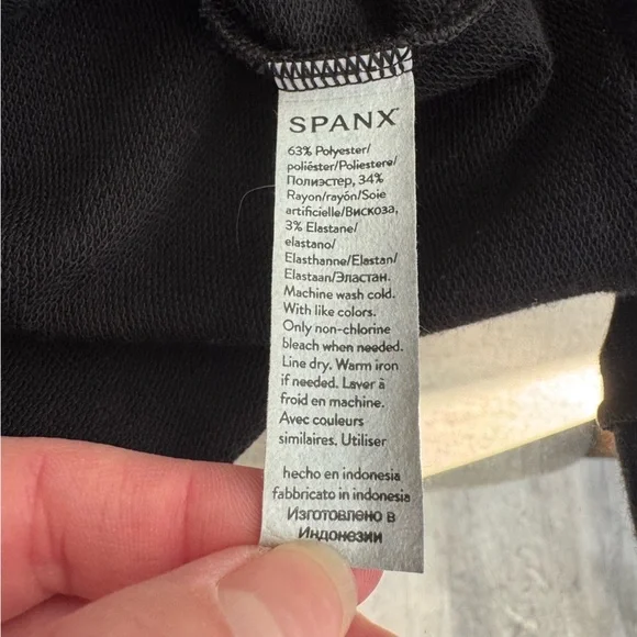 NWOT! Spanx Perfect Length Top, Dolman 3/4 Sleeve - Picture 5 of 6